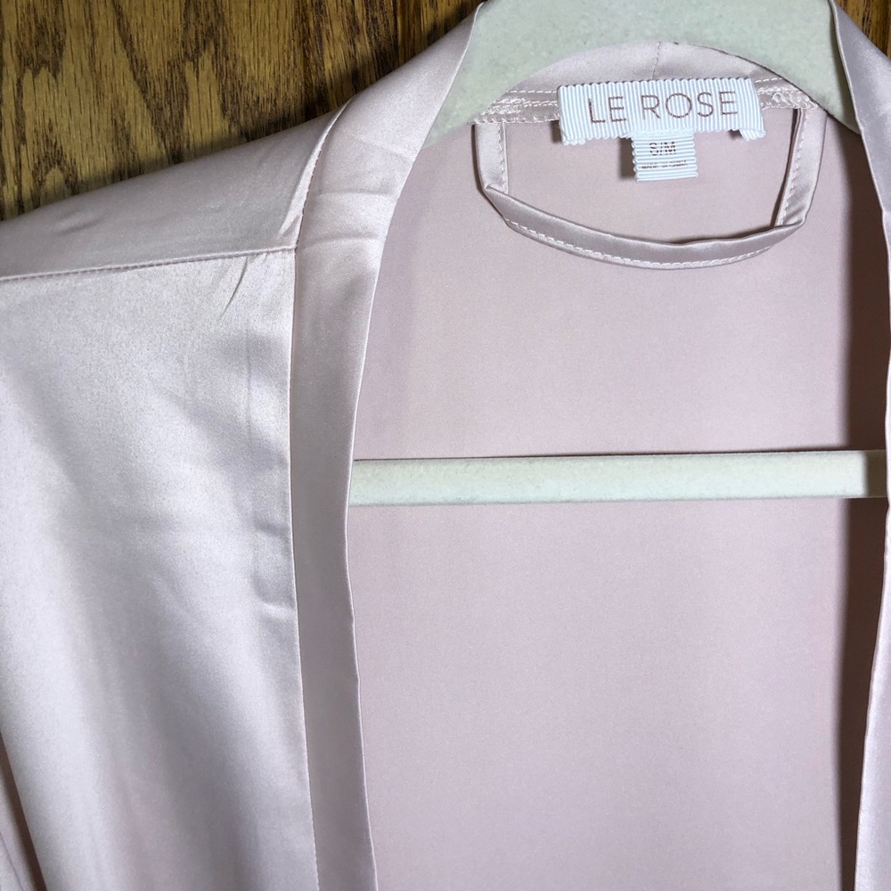 Silk Robe - Picture 3 of 4
